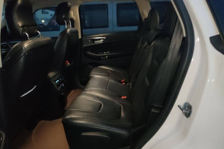 Used Ford Edge 2016 EcoBoost 245 Four-Wheel Drive Titanium 7-Seater
