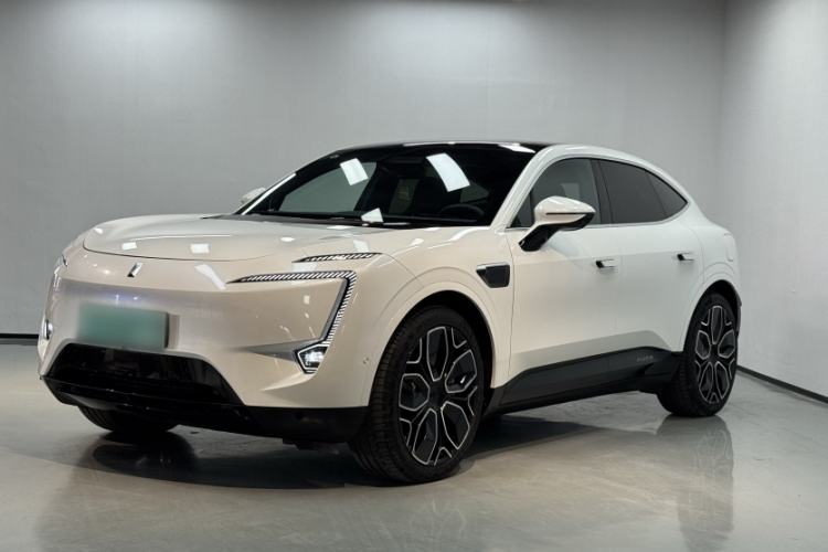 Used  11 2022 Long-Range Dual-Motor Luxury Edition 5 Seats
