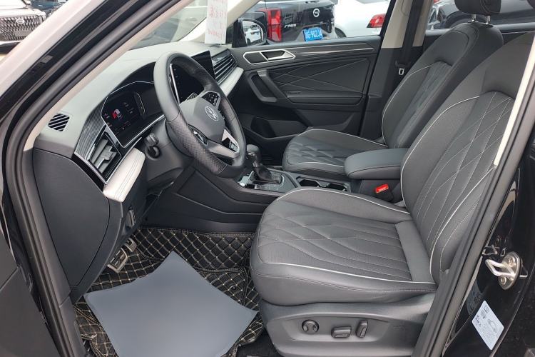 Used Volkswagen Tiguan L 2022 330TSI Automatic Two-Wheel Drive R-Line Enhanced Edition
