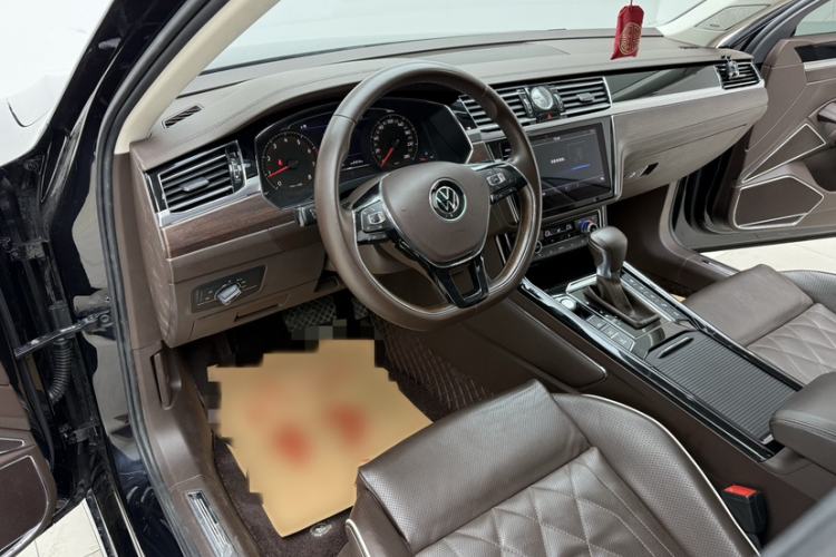 Used Volkswagen Phideon 2021 380TSI Prestige Edition
