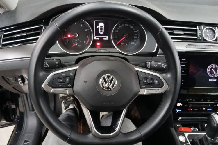 Used Volkswagen Magotan 2020 330TSI DSG Leading Model
