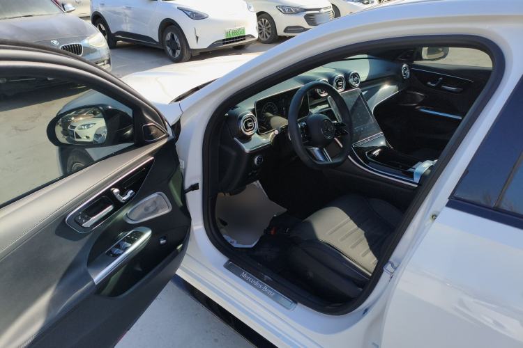 Used Mercedes-Benz C-Class 2024 Facelift C 260 L Night Edition Sport Version
