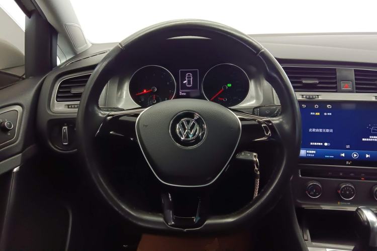 Used Volkswagen Golf 2016 1.6L Automatic Comfort Model
