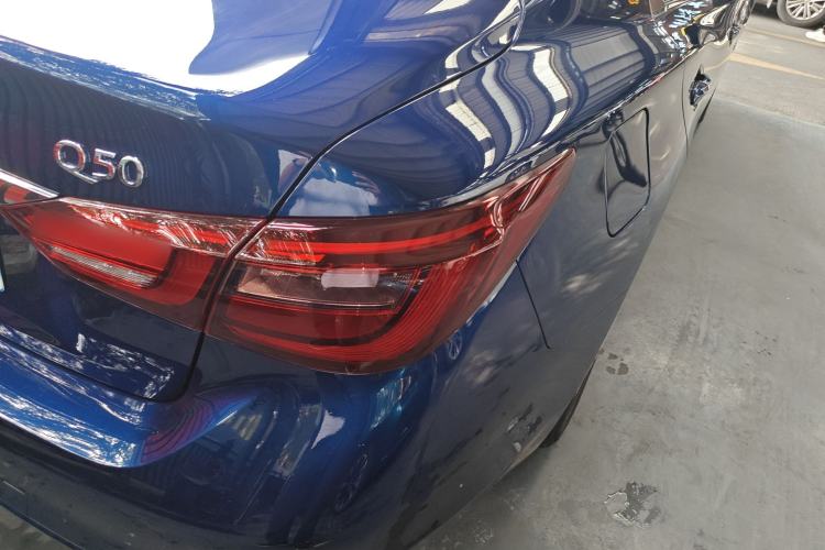 Used Infiniti Q50L 2018 2.0T Enjoyment Version China VI Standard
