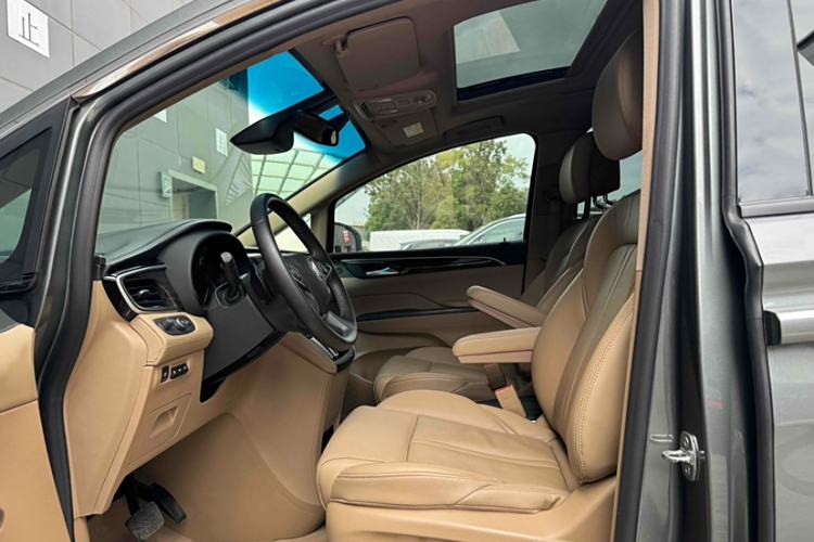 Used Buick GL8 2017 ES 28T Flagship Model China V Standard