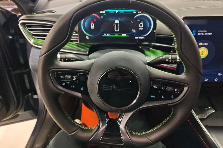 Used BYD Seal 2022 650 km All-Wheel-Drive Performance Version
