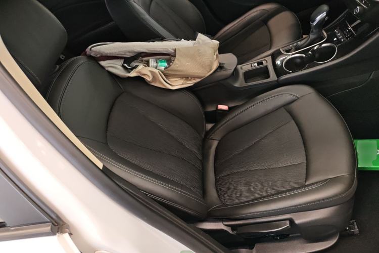 Used Buick Verano 2017 Sedan 20T Dual-Clutch Leading Model
