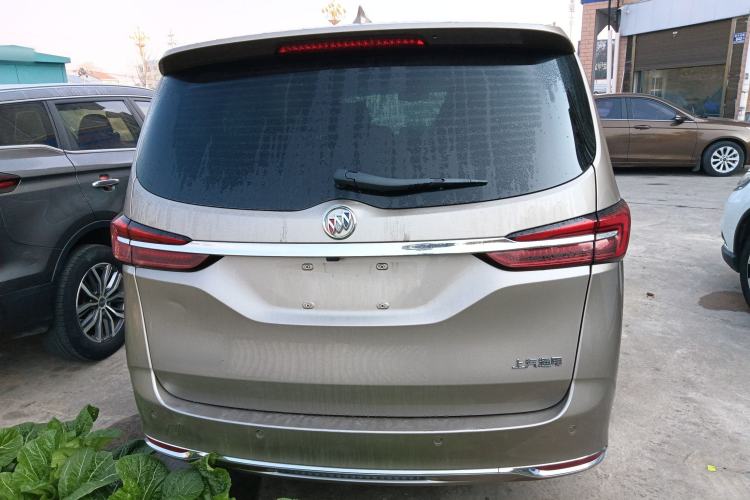 Used Buick GL8 2022 Land Business Class 652T Luxury Model
