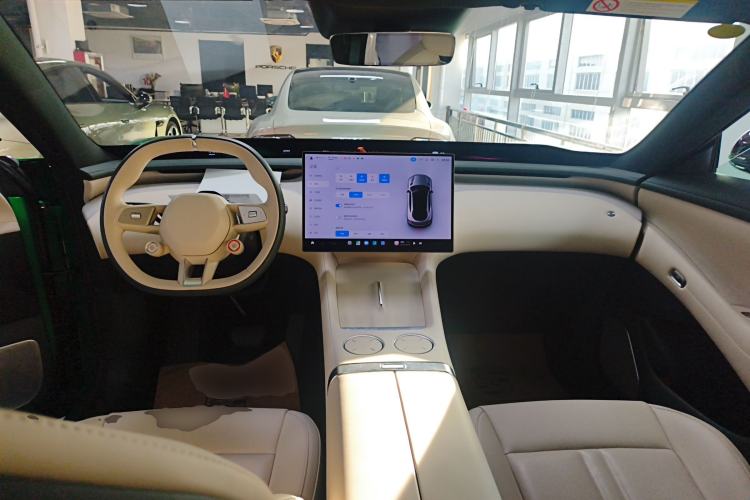 Used  YU7 2025 Ultra-Long Range Rear-Wheel Drive Version
