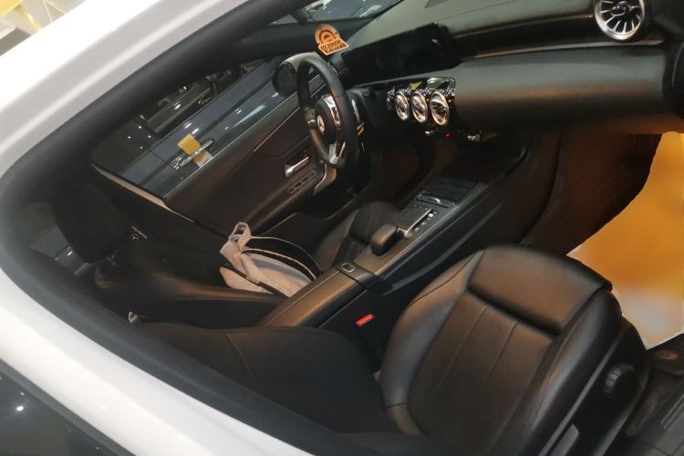 Used Mercedes-Benz A-Class 2022 Restyled A 200 L Sport Sedan Fashion Version
