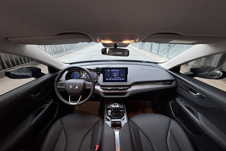 Used Hongqi E-QM5 2022 431 km Charge & Enjoy Edition
