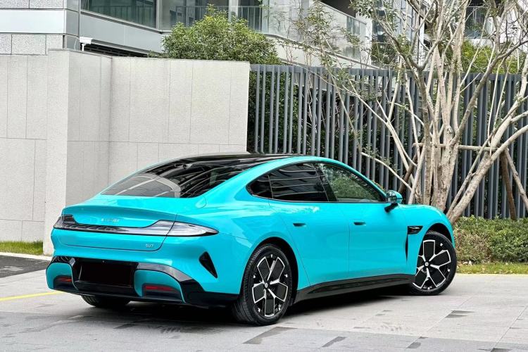 Used  SU7 2024 Rear-Drive Long-Range Intelligent Driving Version
