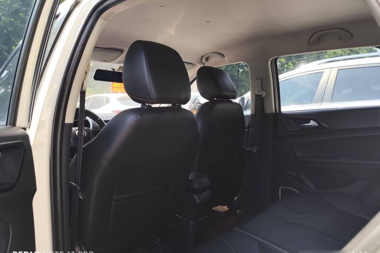 Used Brilliance V3 2016 1.5L automatic comfort version
