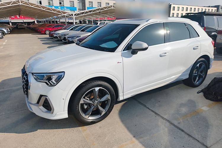 Used Audi Q3 2021 35 TFSI Fashion Dynamic Model
