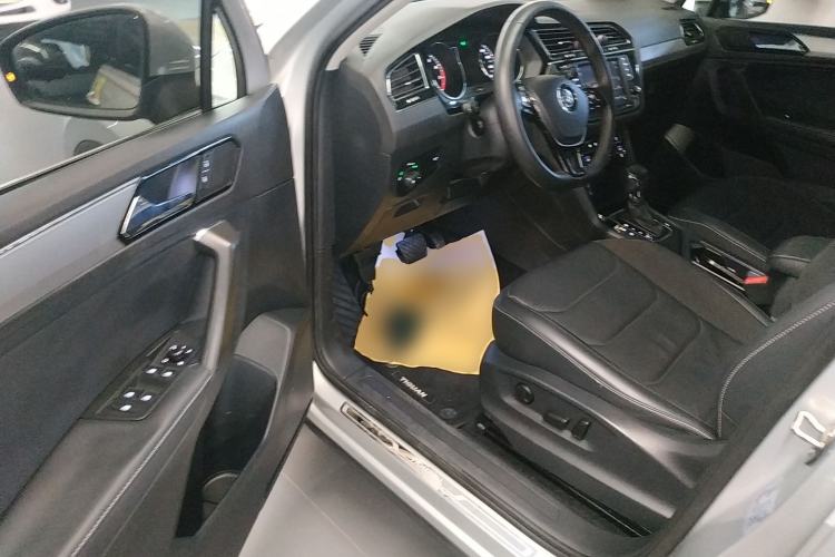 Used Volkswagen Tiguan L 2017 330TSI Automatic Two-Wheel Drive Comfort Edition
