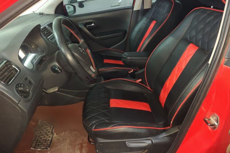 Used Volkswagen Polo 2014 1.6L Automatic Comfort Edition
