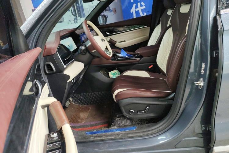 Used Geely Auto Monjaro L 2024 2.0TD High-Power Automatic Two-Wheel Drive Yunqi Version
