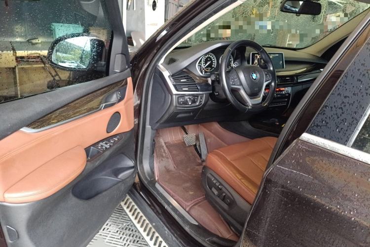 Used BMW X5 2014 xDrive35i Leading Model
