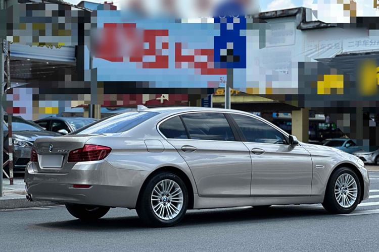 Used BMW 5 Series 2014 525Li Leading Model
