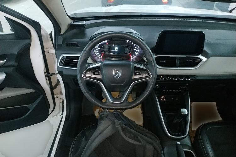 Used Baojun 510 2017 1.5L Manual Fashion Edition