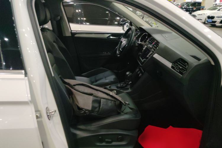 Used Volkswagen Tiguan L 2017 380TSI Automatic All-Wheel-Drive Luxury Edition