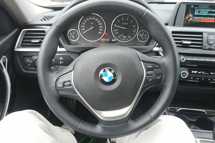 Used BMW 3 Series 2017 318Li Fashion Model
