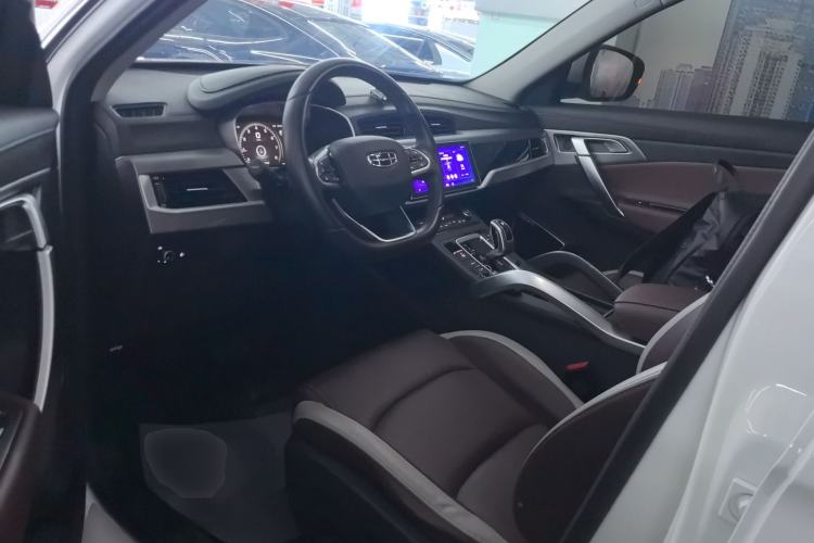 Used Geely Auto Emgrand X7 Sport 2022 1.8TD DCT Zhiya Trim