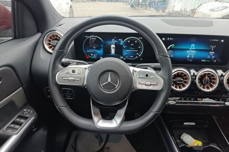 Used Mercedes-Benz EQA 2022 EQA 300 4MATIC Launch Edition
