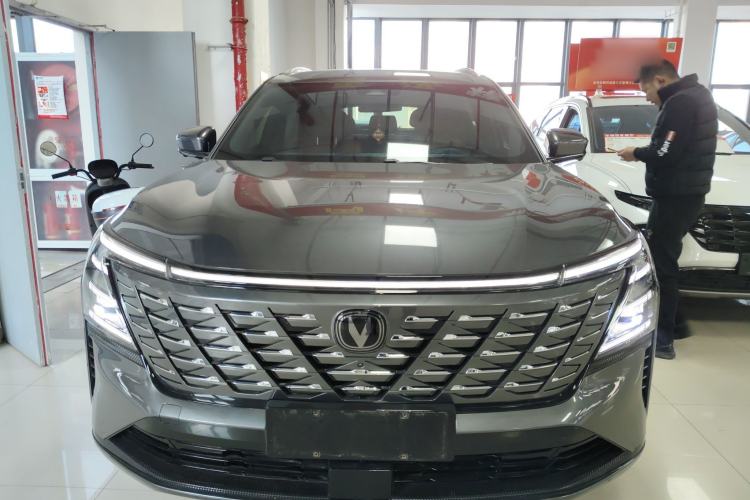 Used Changan CS75 PLUS 2025 4th Generation 1.5T New Blue Whale Smart Luxury Edition
