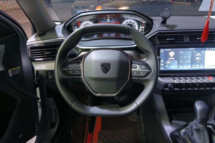 Used Peugeot 408 2022 1.6T Light-Chasing Edition
