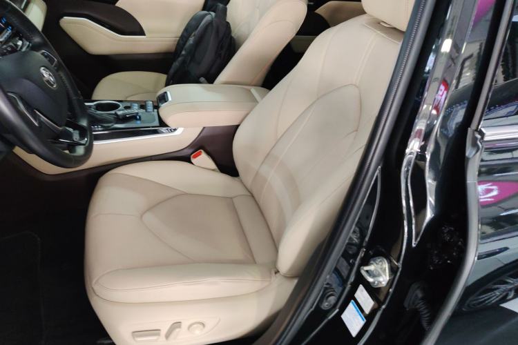 Used Toyota Highlander 2022 Dual-Engine 2.5L Four-Wheel Drive Prestige Version 7 Seats
