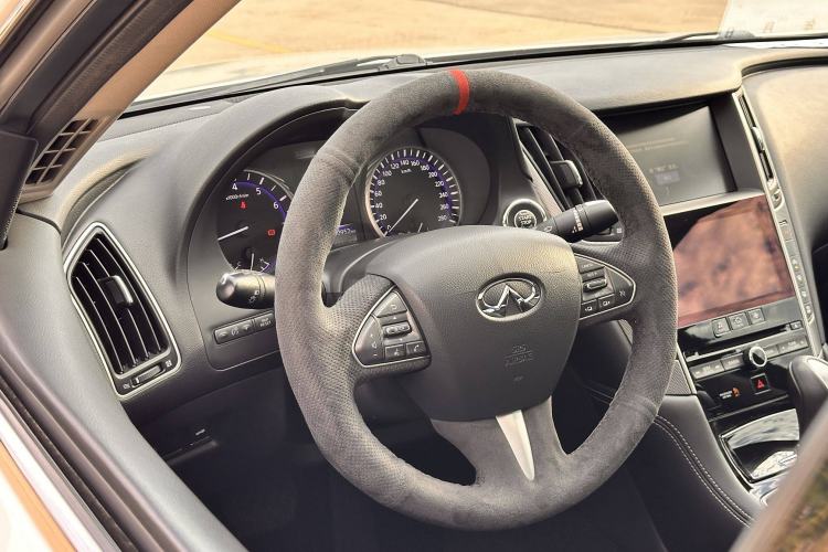 Used Infiniti Q50L 2016 2.0T Enjoyment Edition
