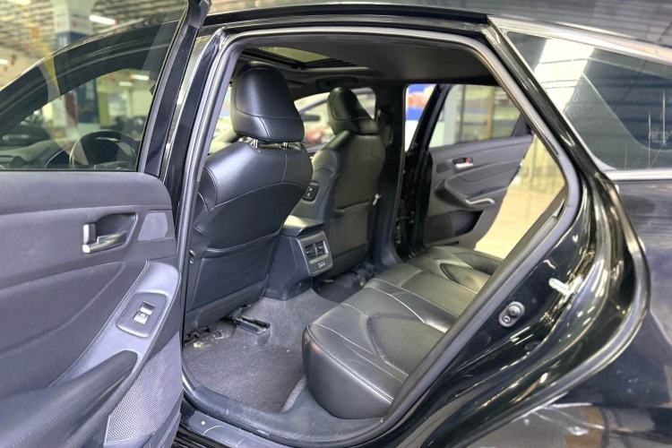 Used Toyota Avalon 2022 2.0L Luxury Edition
