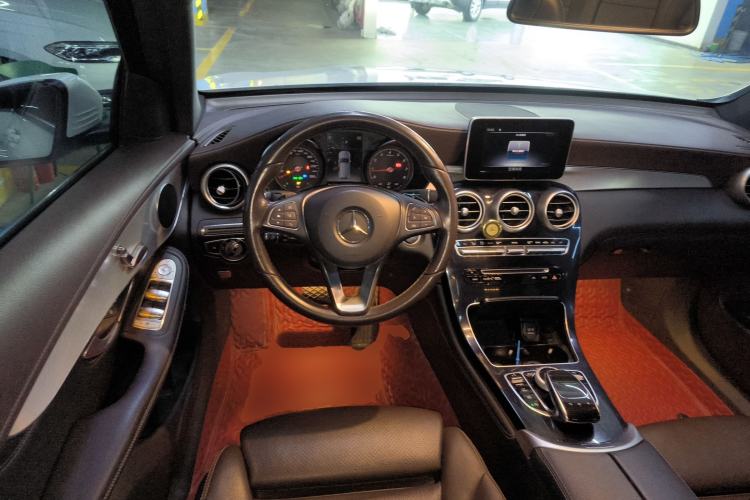 Used Mercedes-Benz GLC 2019 GLC 200 L 4MATIC
