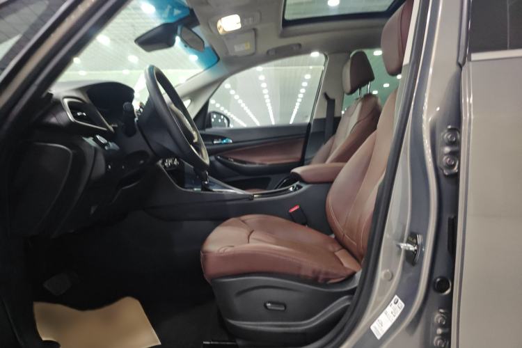 Used Buick GL6 2019 18T 6-Seater Connected Luxury Version China VI Standard
