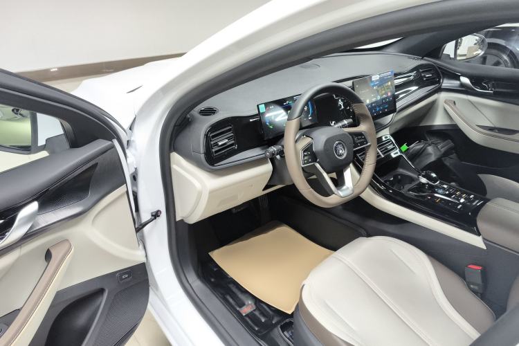 Used BYD Qin PLUS 2023 Champion Edition DM-i 55KM Leading Model