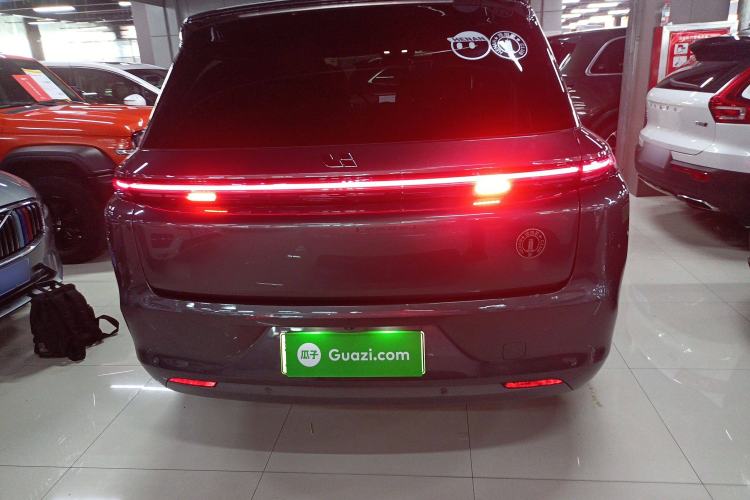 Used Li Auto L8 2024 PRO Model
