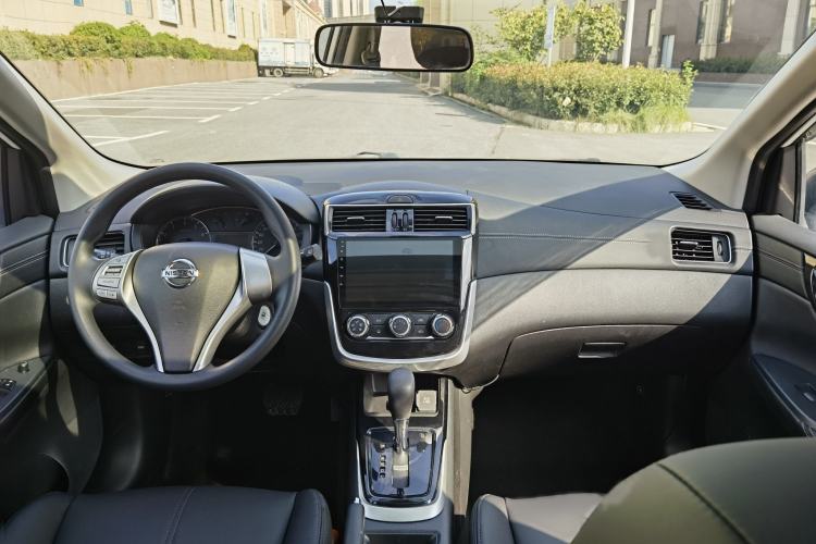 Used Nissan Tiida 2020 1.6L CVT Cool Edition
