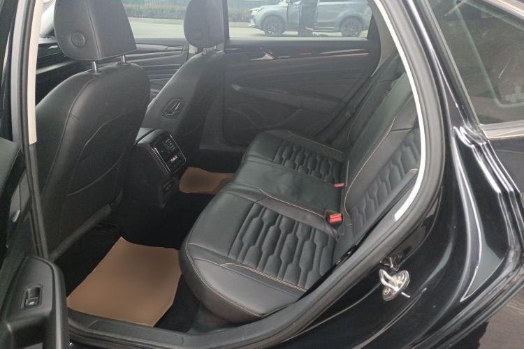 Used Volkswagen Passat 2019 330TSI Elite Edition China VI