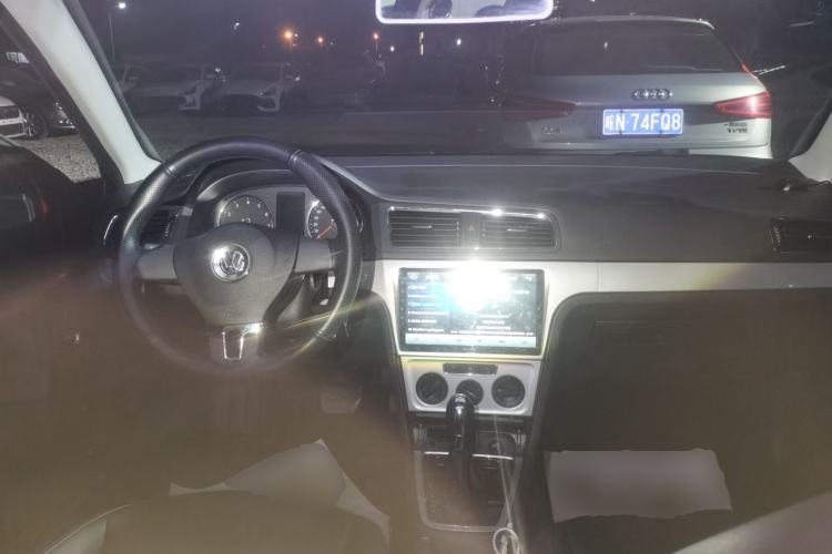 Used Volkswagen Gran Lavida 2013 1.6L Automatic Comfort Model