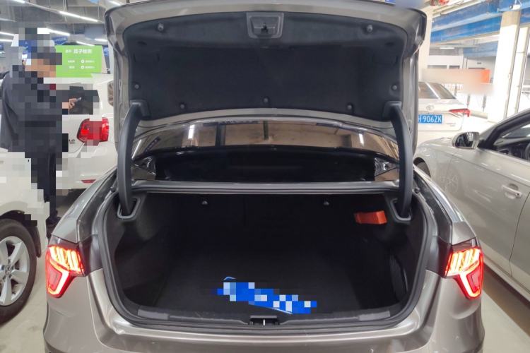 Used Lynk & Co 03 2022 2.0TD DCT JingPro
