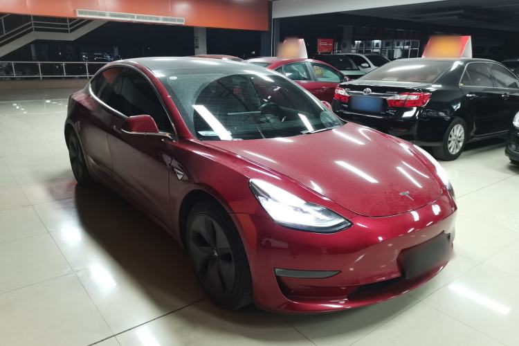 Used Tesla Model 3 2019 Long-Range All-Wheel-Drive Version
