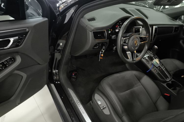 Used Porsche Macan 2016 Macan 2.0T
