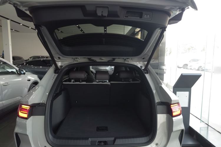 Used BYD Song PLUS New Energy 2025 EV Intelligent Driving Version 520km Premium Model
