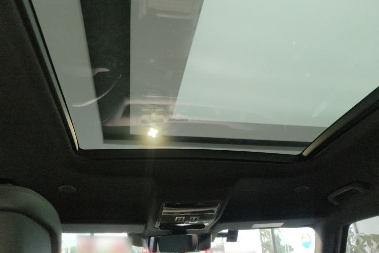 Used Land Rover Defender 2023 Facelift 110 3.0T P400 X-DYNAMIC HSE
