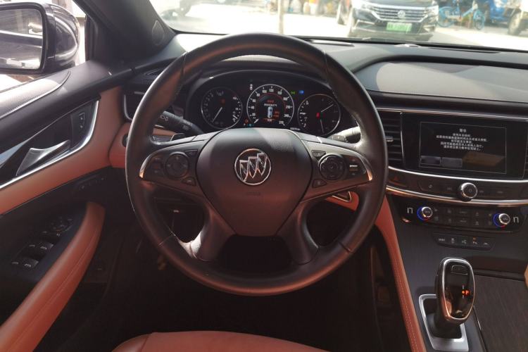 Used Buick LaCrosse 2018 28T Luxury Edition
