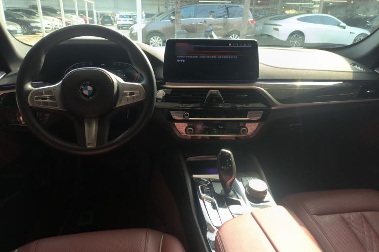 Used BMW 5 Series 2022 Second Facelift 525Li M Sport Package
