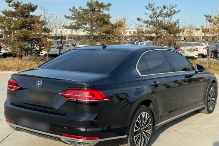Used Volkswagen Phideon 2021 380TSI Luxury Edition