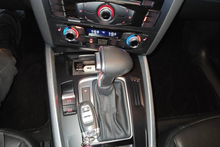 Used Audi Q5 2015 40 TFSI Technology Edition
