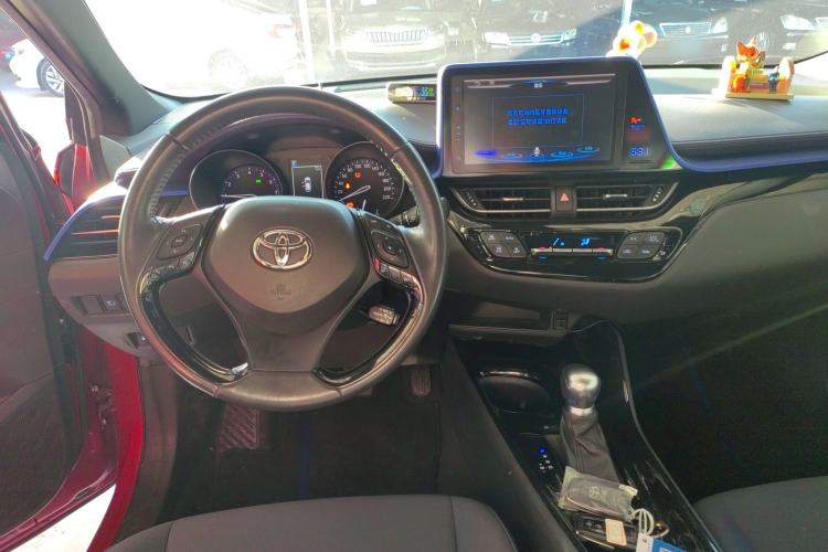 Used Toyota C-HR 2018 2.0L Luxury Edition China V Standard
